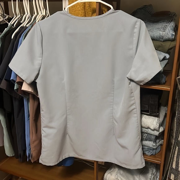 Figs Catarina scrub top size small - Picture 2 of 3